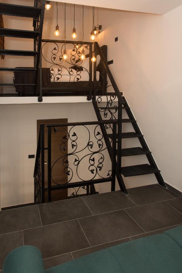 Amaizing Apartment Near Airport Kaštel Štafilić Eksteriør bilde