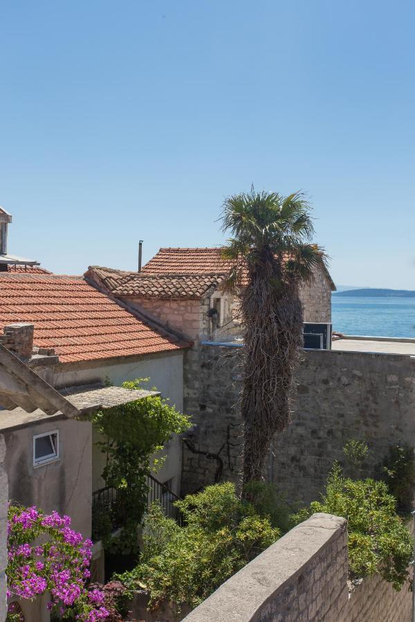 Amaizing Apartment Near Airport Kaštel Štafilić Eksteriør bilde