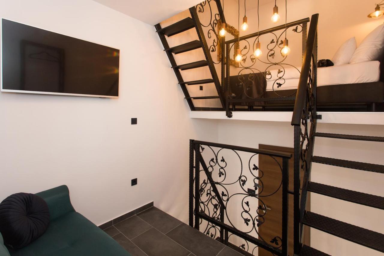 Amaizing Apartment Near Airport Kaštel Štafilić Eksteriør bilde