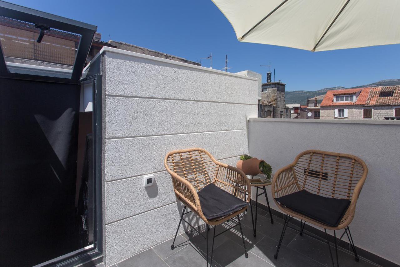 Amaizing Apartment Near Airport Kaštel Štafilić Eksteriør bilde