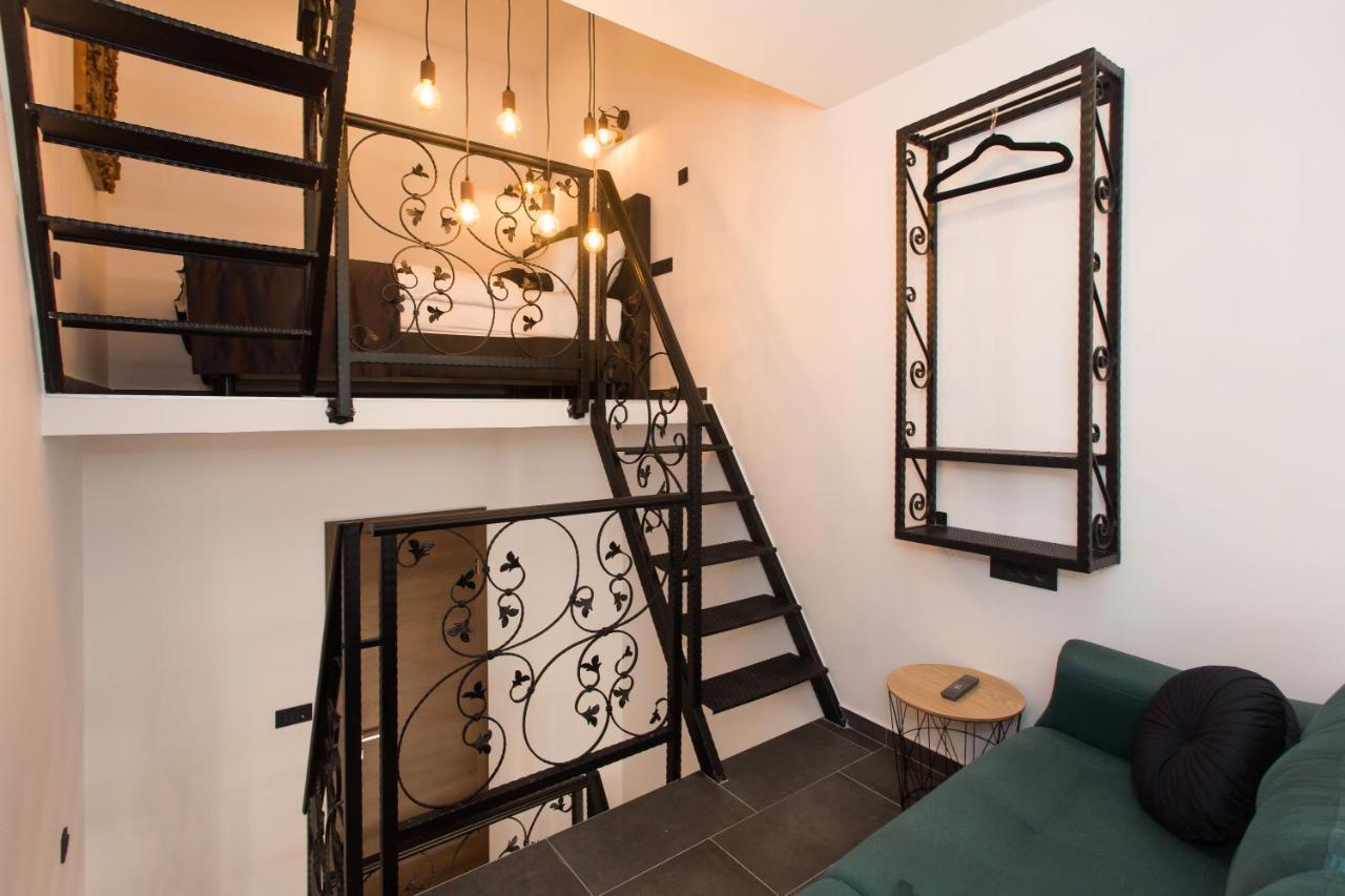 Amaizing Apartment Near Airport Kaštel Štafilić Eksteriør bilde