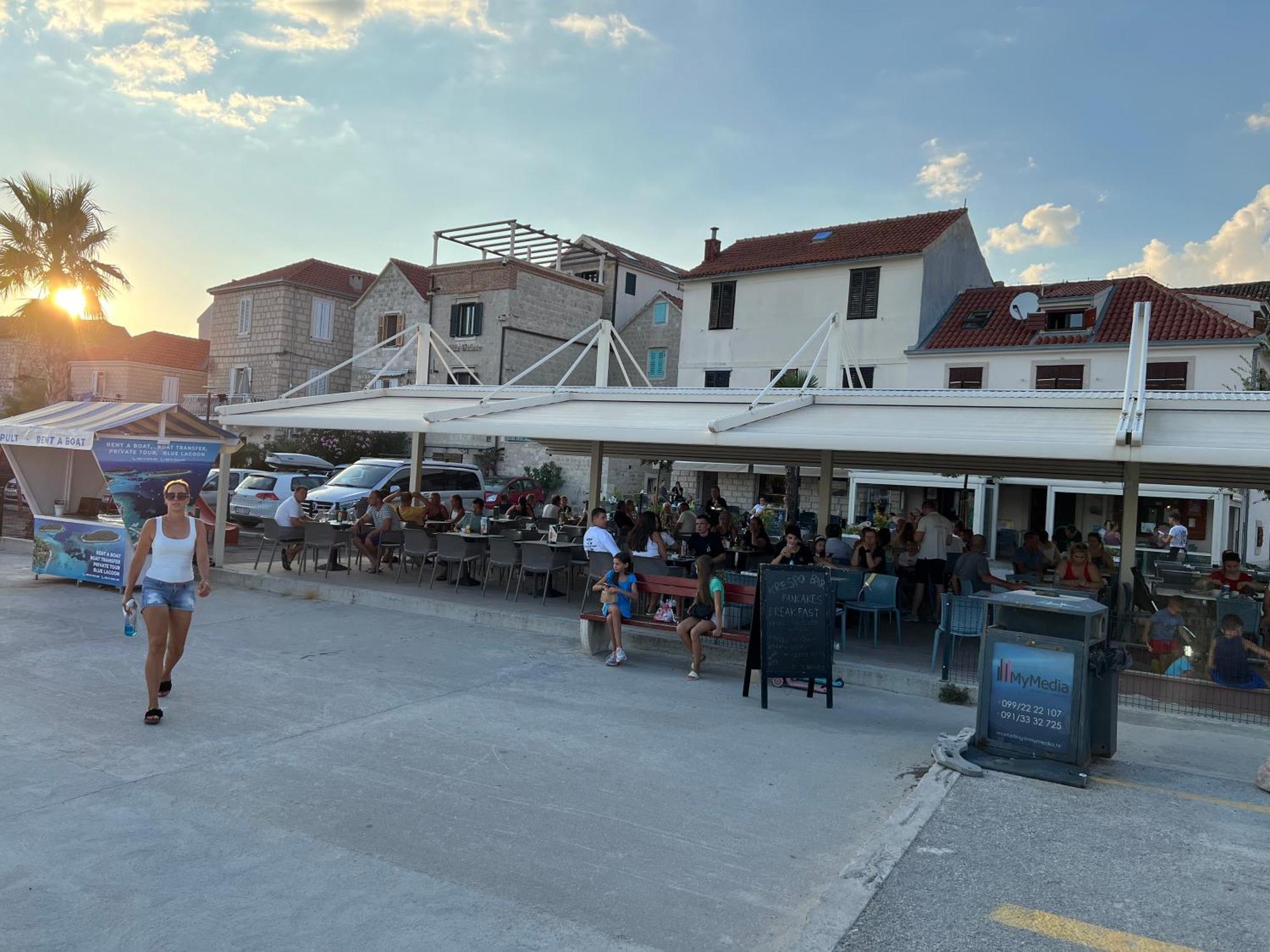 Amaizing Apartment Near Airport Kaštel Štafilić Eksteriør bilde
